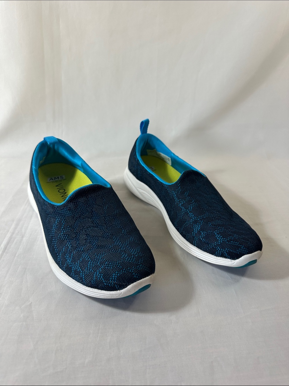 Vionic Hydra AMS Slip-On Walking Shoes Navy Blue Teal Women’s 8